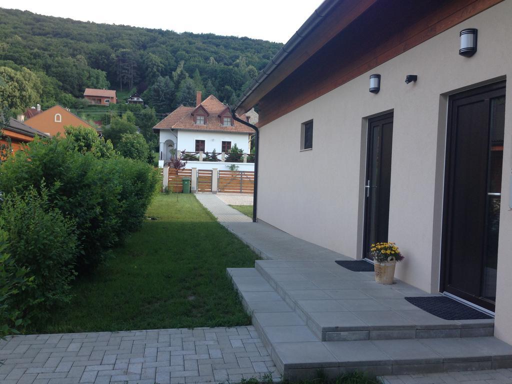 Dunazug Apartmanház Dömös Habitación foto